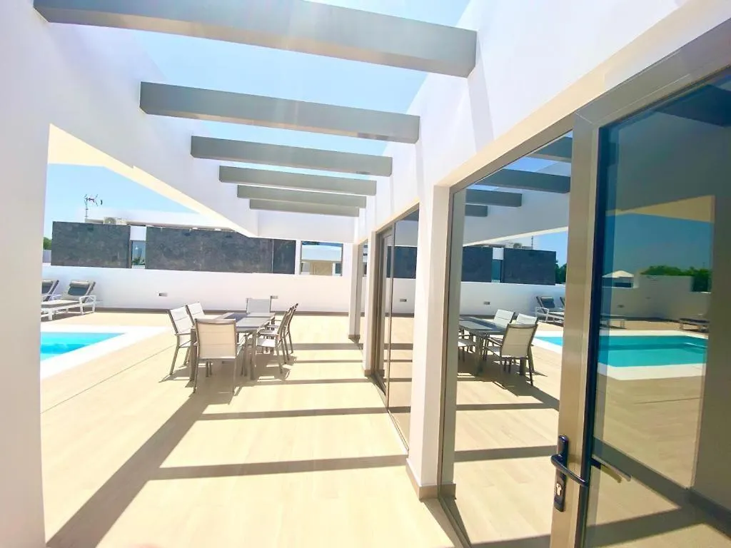 Luxury Villa Olivia 3 Beds - 3 Baths 卡门港 0*,